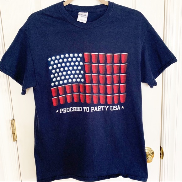 Red Cup Beer Pong Patriotic Party Graphic Tee - Picture 1 of 4